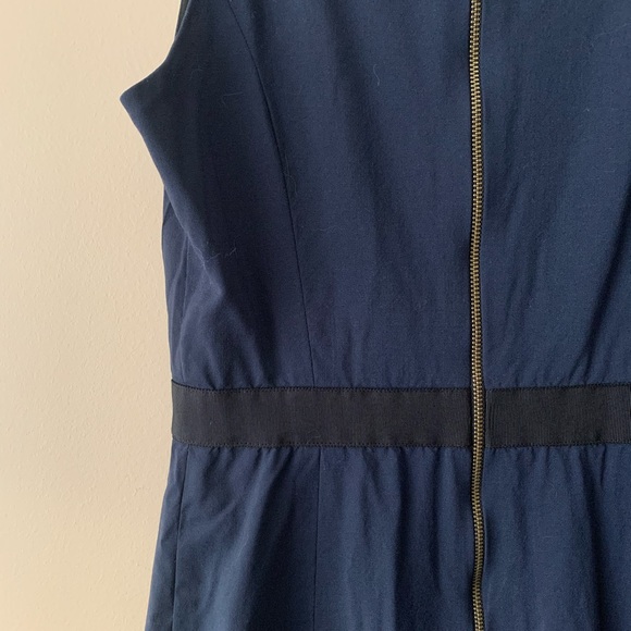 Club Monaco Bodycon Navy Dress with black sash, Wool - Size 2 - Picture 5 of 7